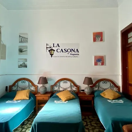 Хостел La Casona De Vegueta Лас-Пальмас-де-Гран-Канария